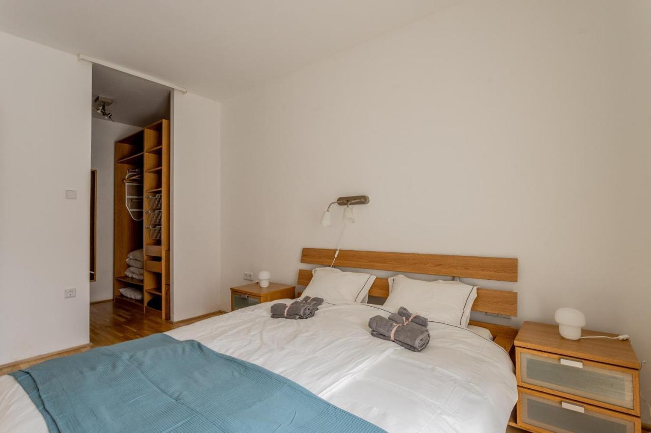 K9 Apartment บูดาเปสต์ ภายนอก รูปภาพ