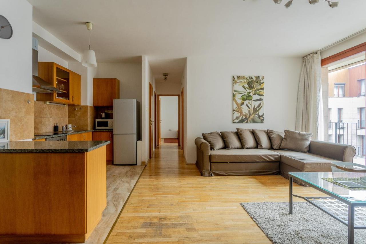 K9 Apartment บูดาเปสต์ ภายนอก รูปภาพ